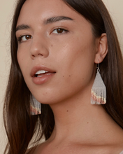 Load image into Gallery viewer, DANCING FRINGE