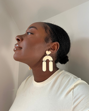 Load image into Gallery viewer, ODE SISTERS